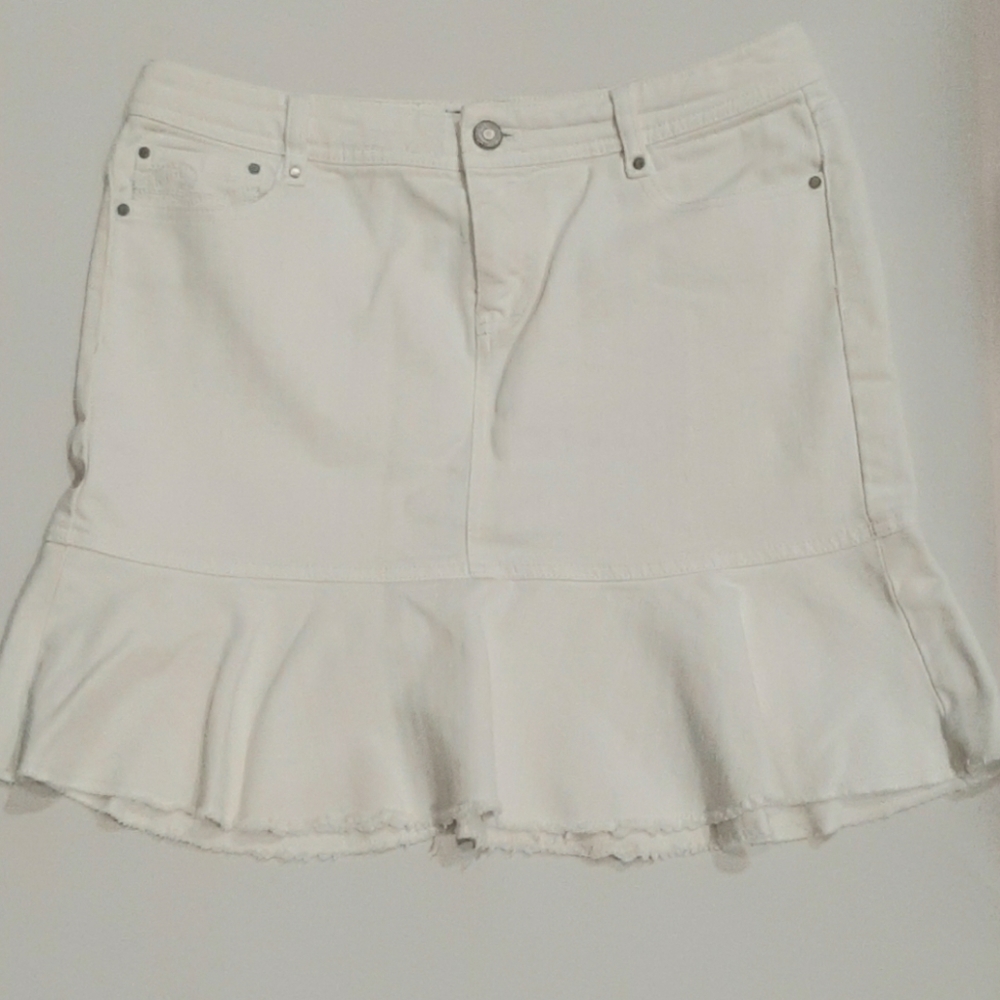 White House Black Market white denim ruffle skirt